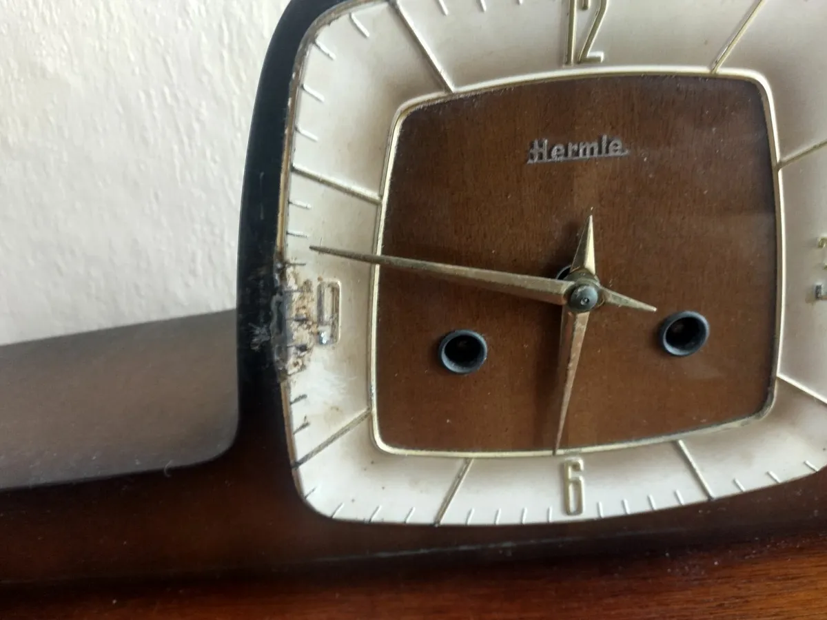 Vintage German HERMLE  mantel clock - Image 2