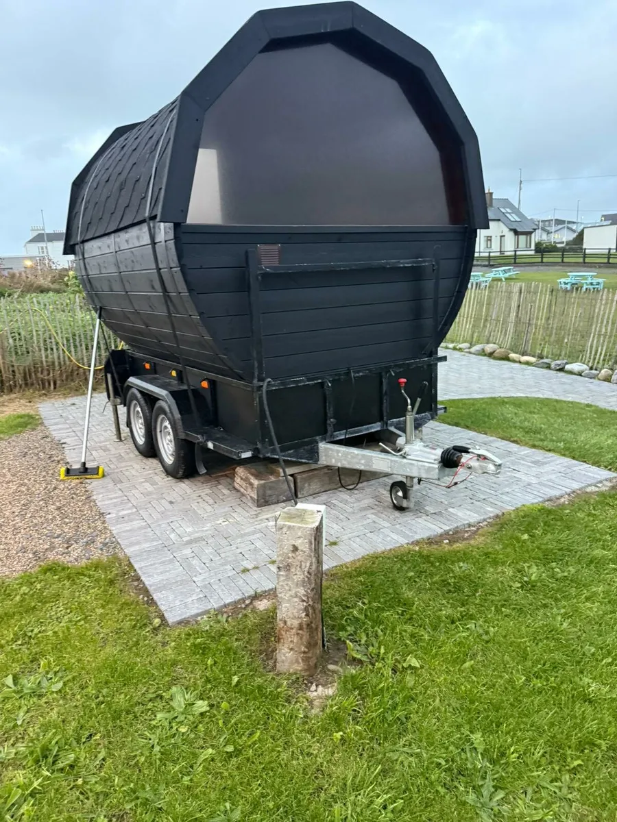 saunas / hot tubs /Plunge pools - Image 4