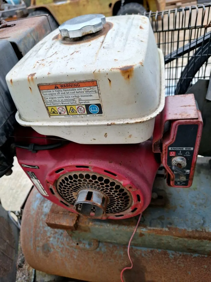 Air compressor - Image 2