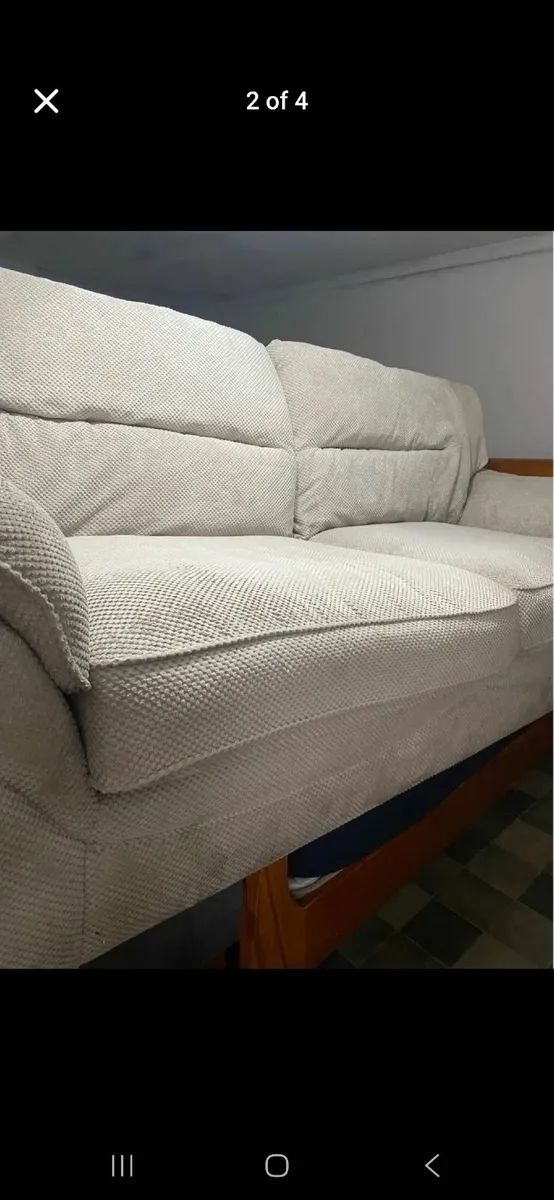 Couch - Image 2