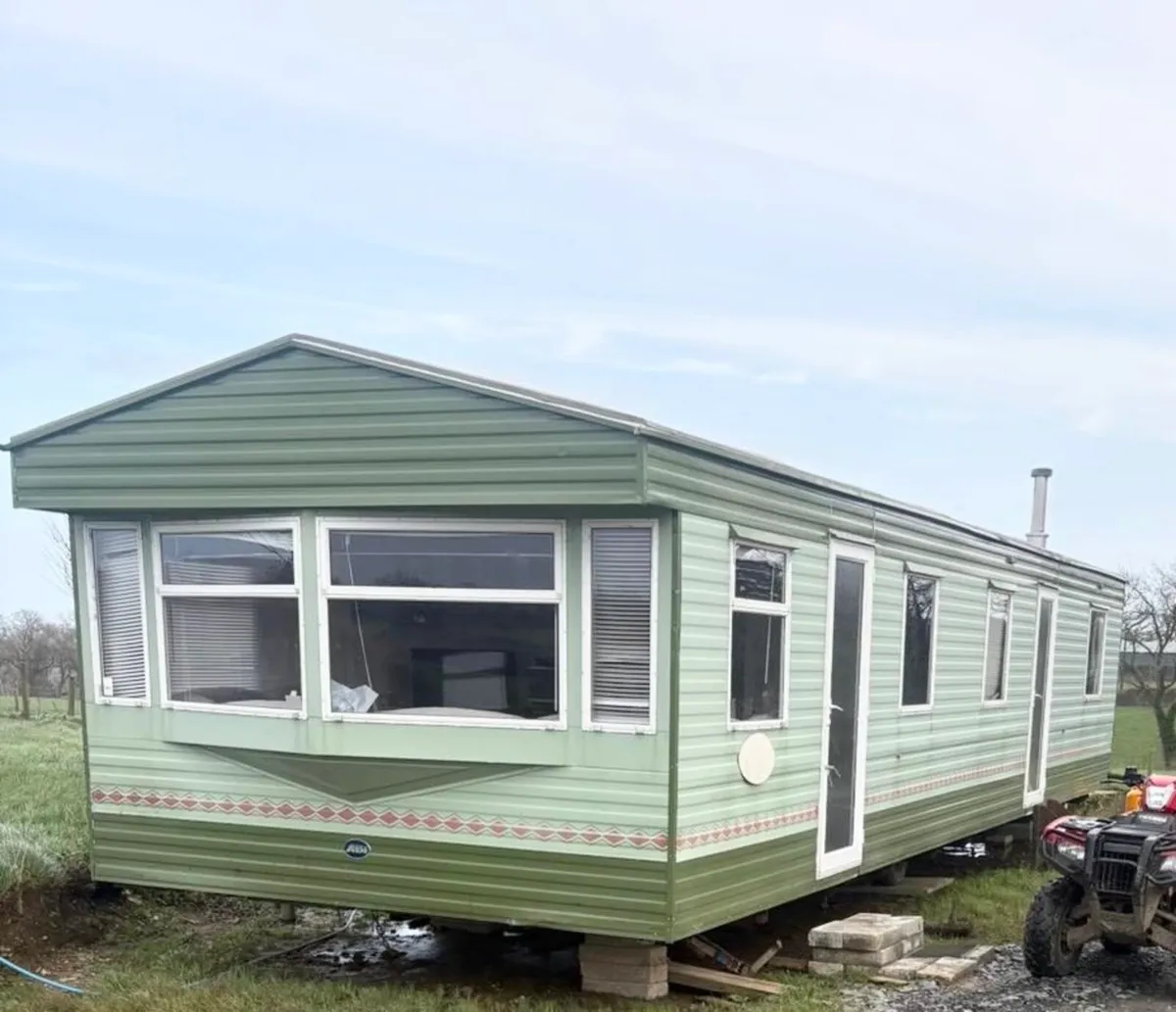 Mobile home - Image 1
