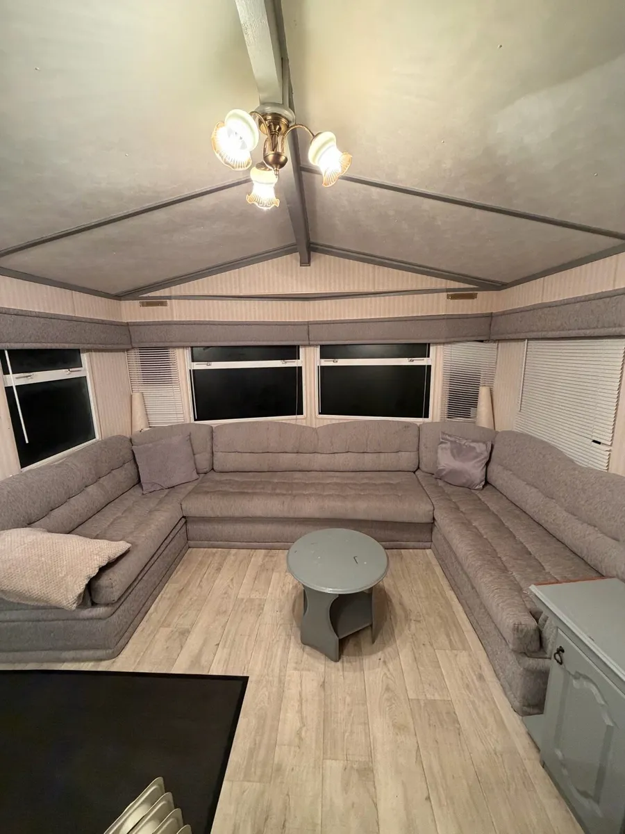 Mobile home - Image 2