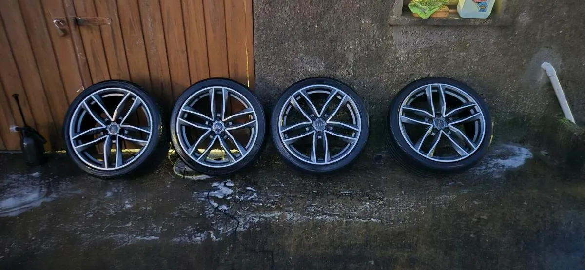 Audi A6 alloy - Image 1