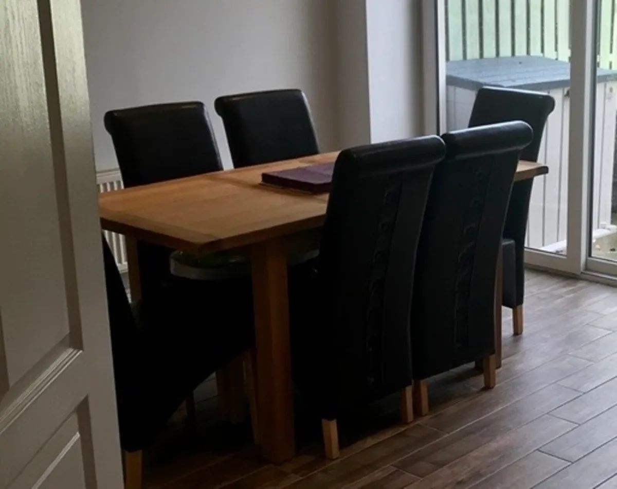 Saoirse Oak Extendable Dining Table - Image 3