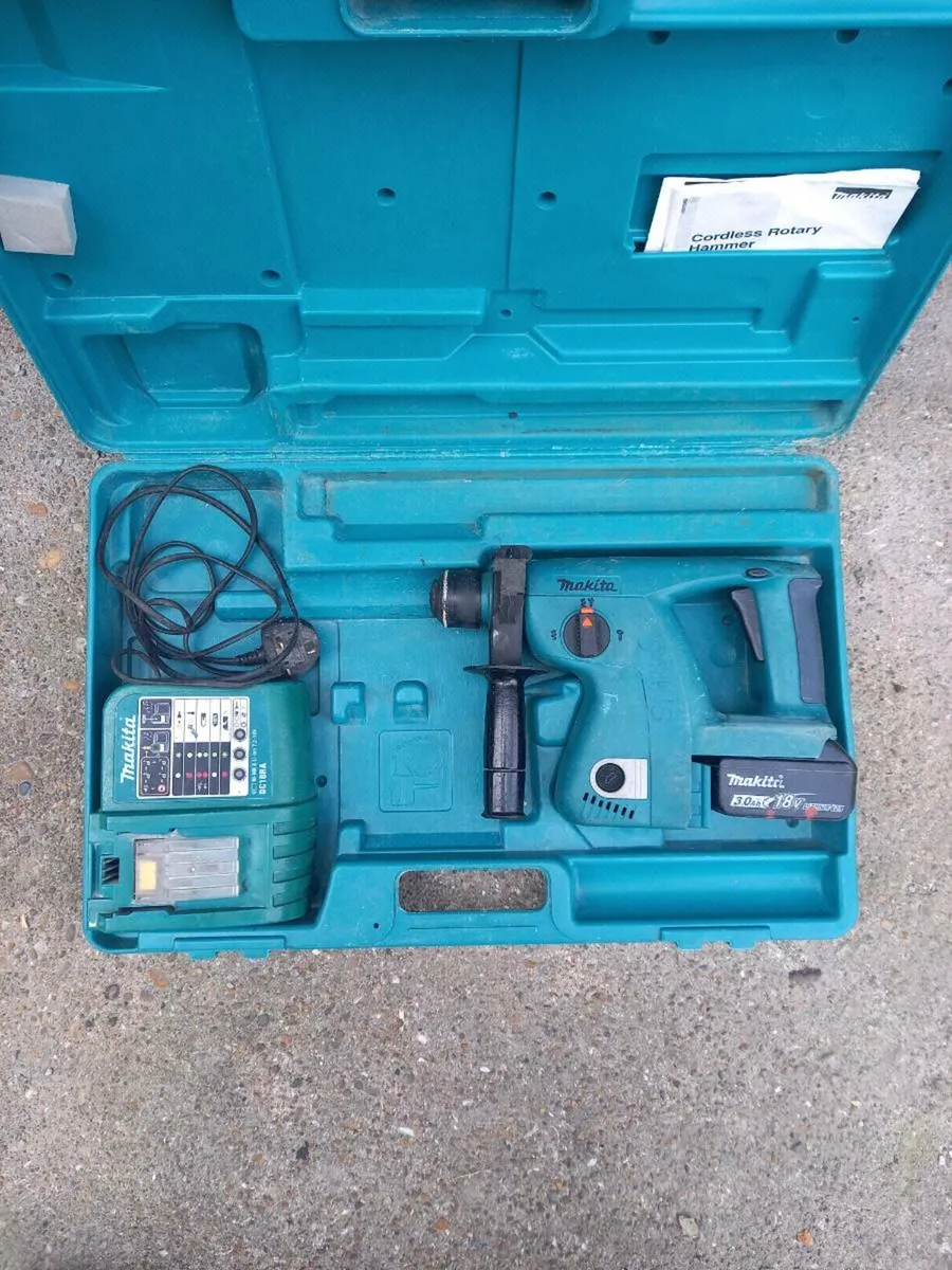 Makita Cordless Hammer Drill - Image 1