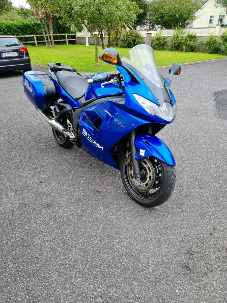 Triumph Sprint 1050GT - Image 2