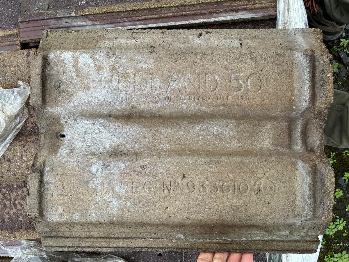 Redland 50 tiles - Image 2