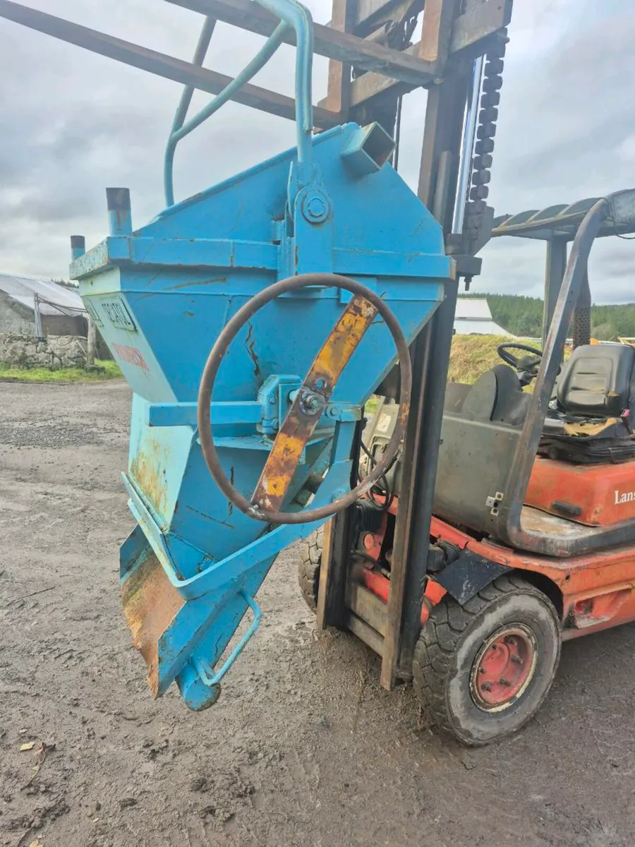 Secatol concrete skip - Image 3