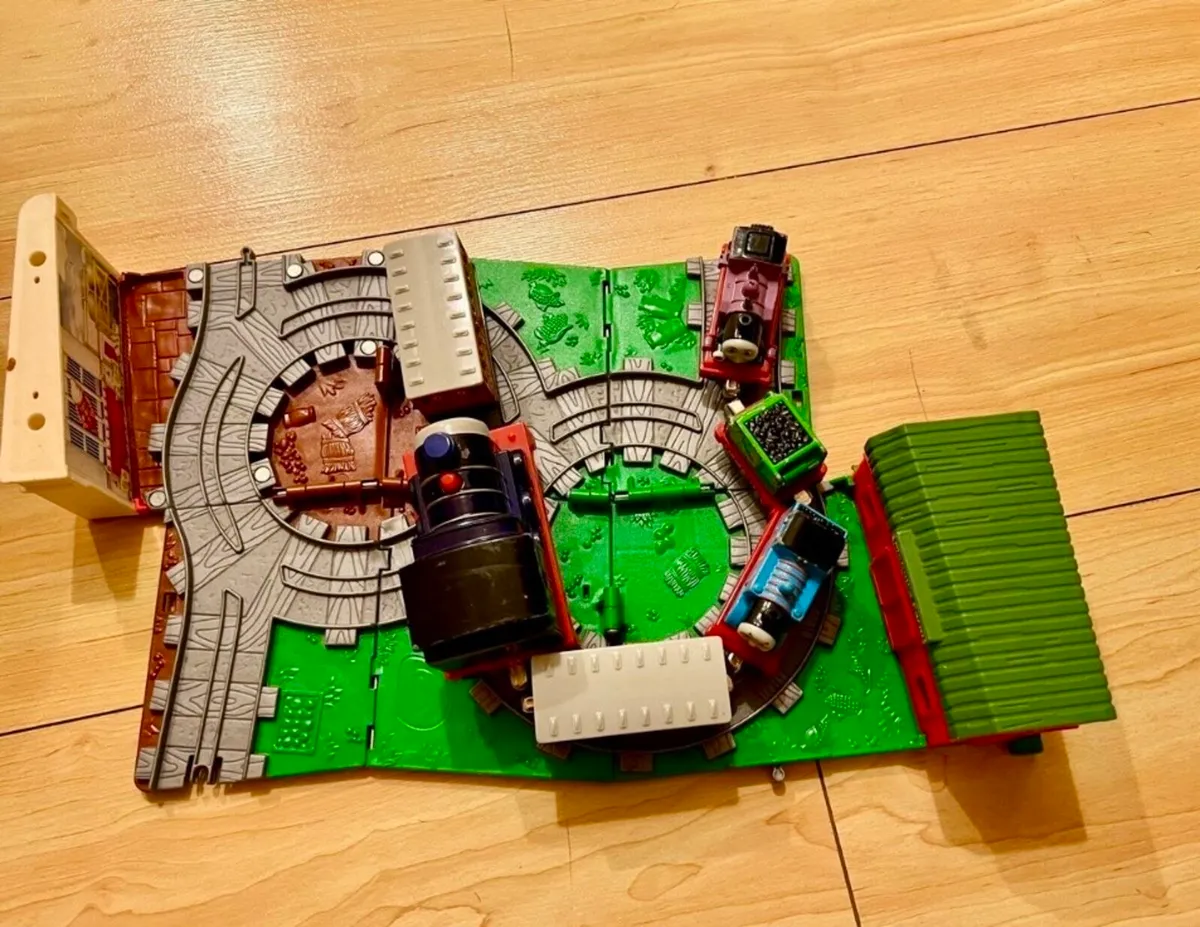 Cars & Thomas & friends - Image 3