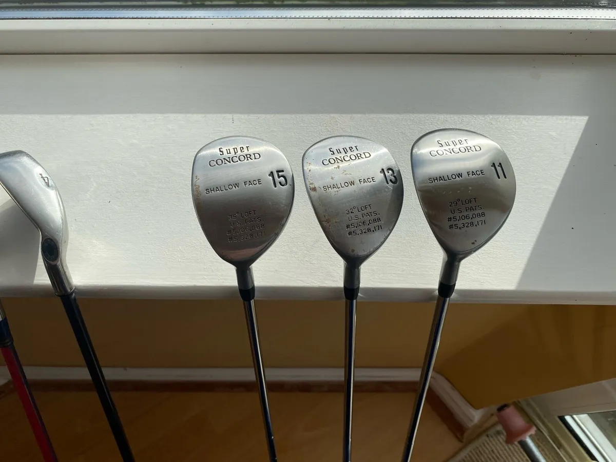 Selection of left handed golf clubs - Image 3