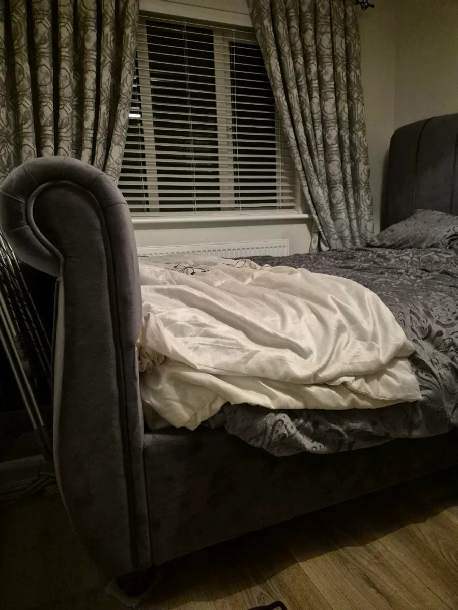 King size sleigh bed frame for sale - Image 3