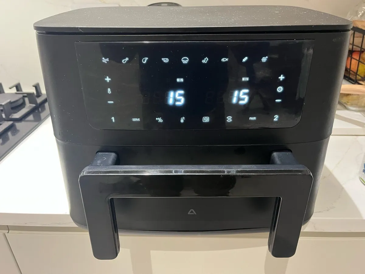Air fryer - Image 1