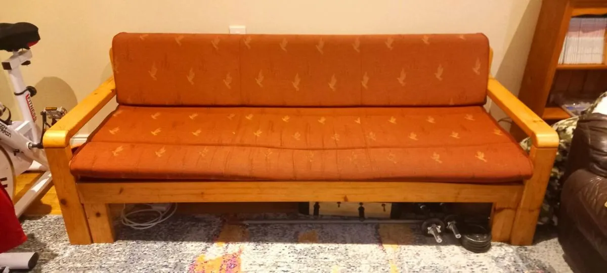 Couch - Image 2