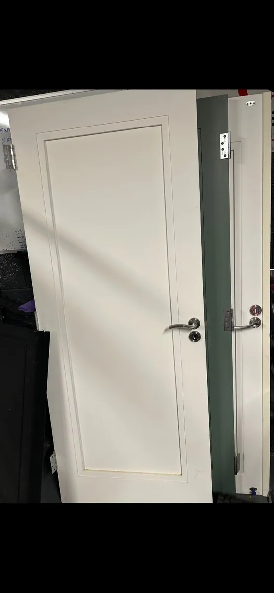 Indoor Doors x 3 (1 single and set of double) - Image 1