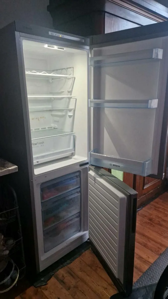 Fridge freezer - Image 1