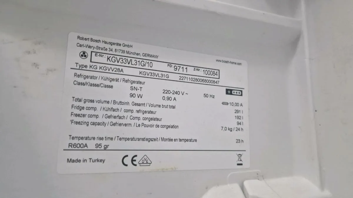 Fridge freezer - Image 4