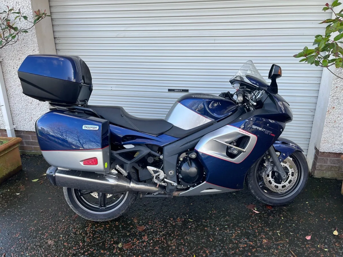 2013 triumph sprint gt - Image 1