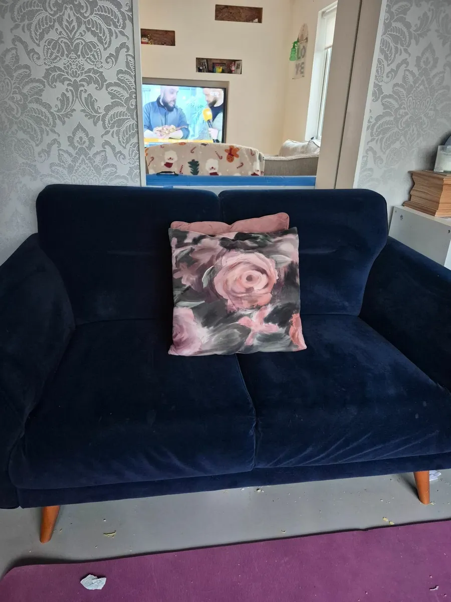 2 seater couch - Image 2