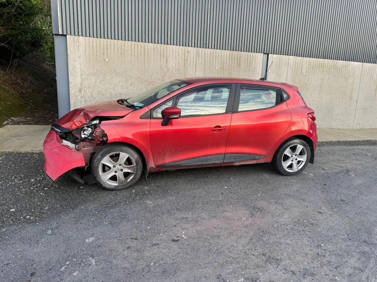 2013 Renault Clio 1.2 Petrol - Image 3