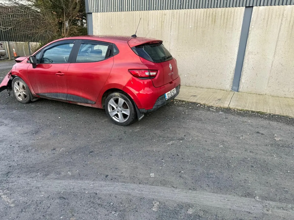 2013 Renault Clio 1.2 Petrol - Image 4
