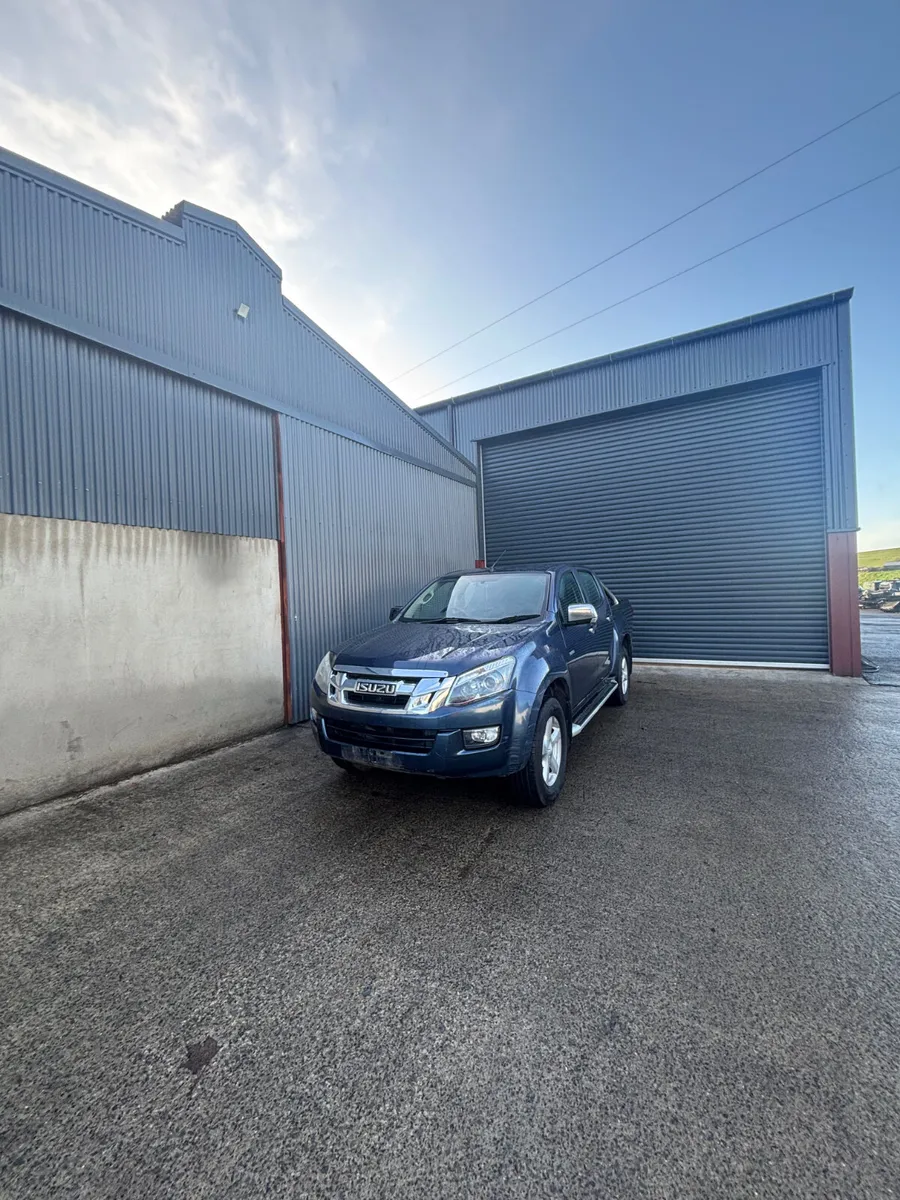 Isuzu D-Max For Breaking - Image 2