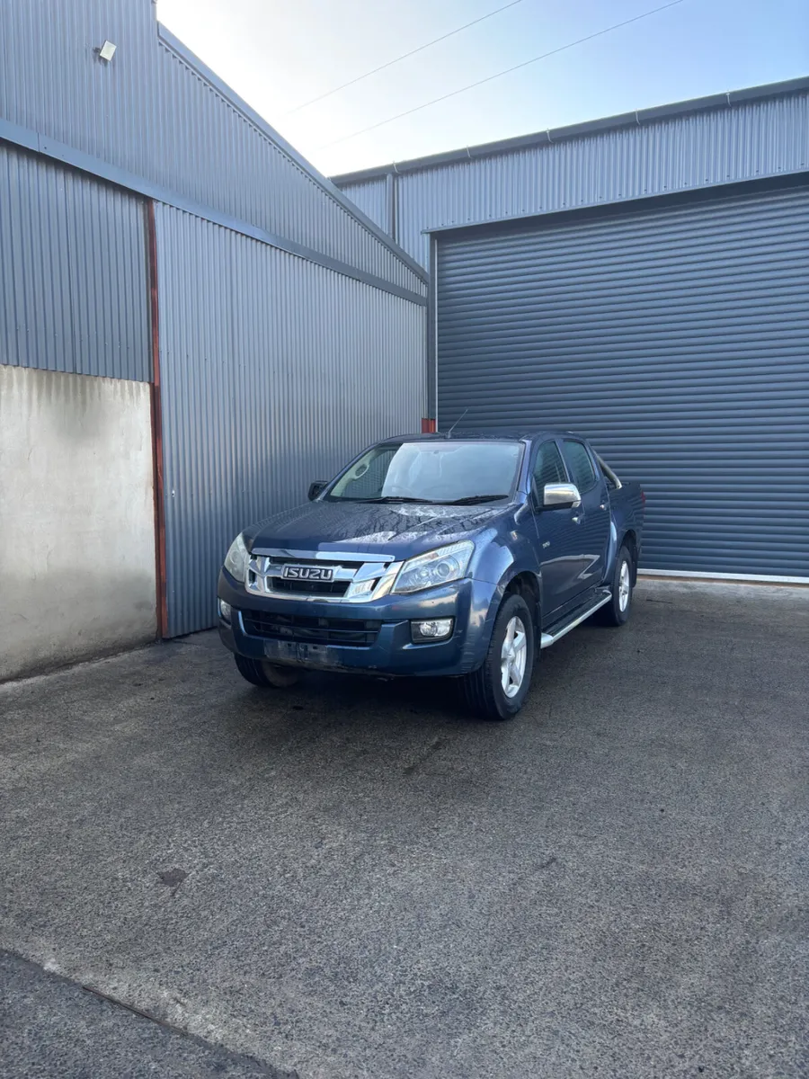 Isuzu D-Max For Breaking - Image 1