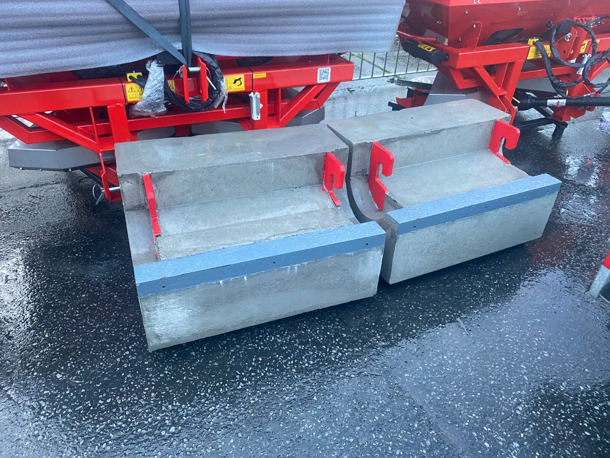 Rear weight block - Image 1