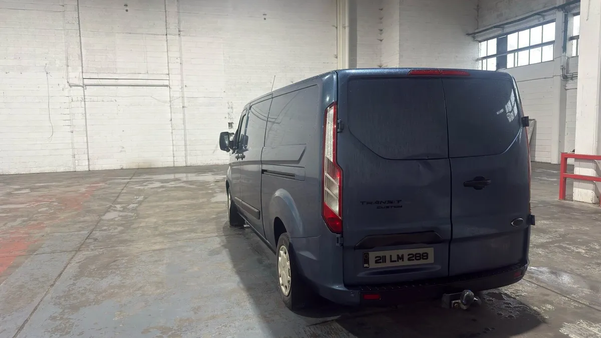 TRANSIT CUSTOM TREND - Image 3