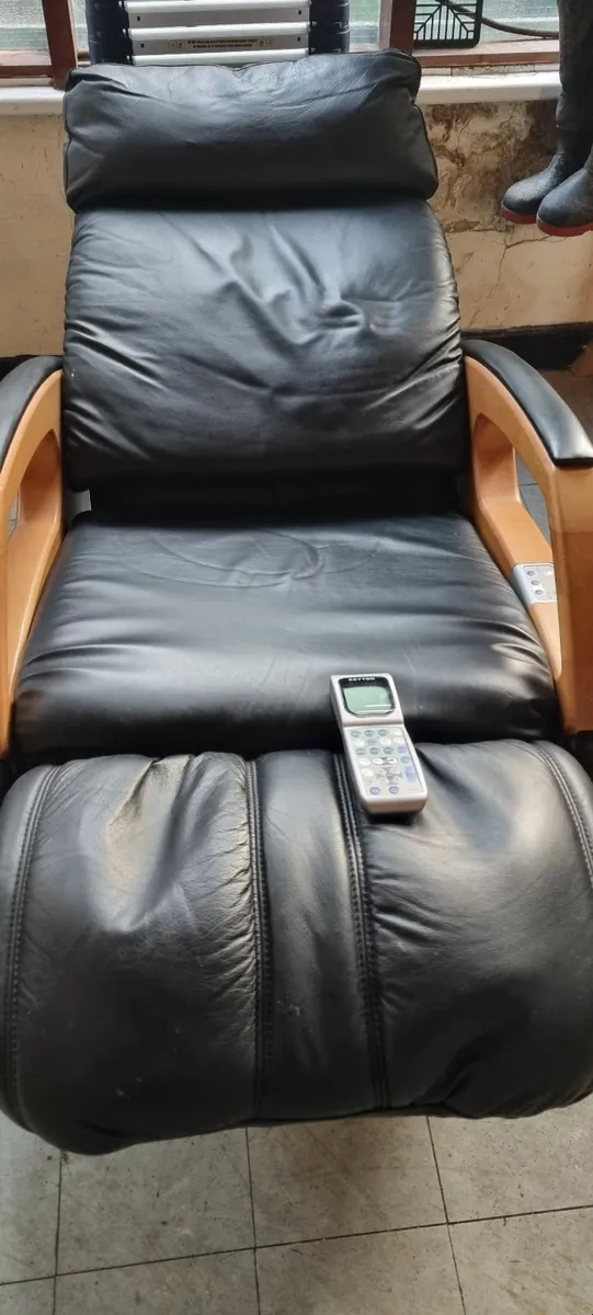 Massage leather chair - Image 2