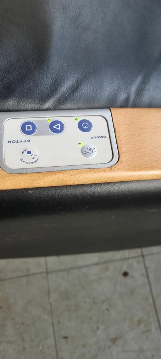 Massage leather chair - Image 3