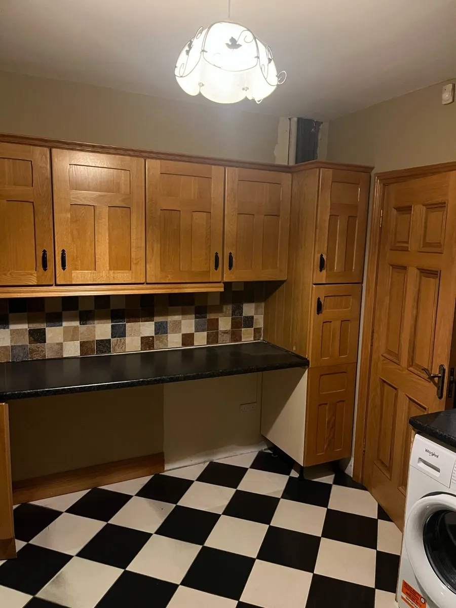 Oak kitchen - Image 2