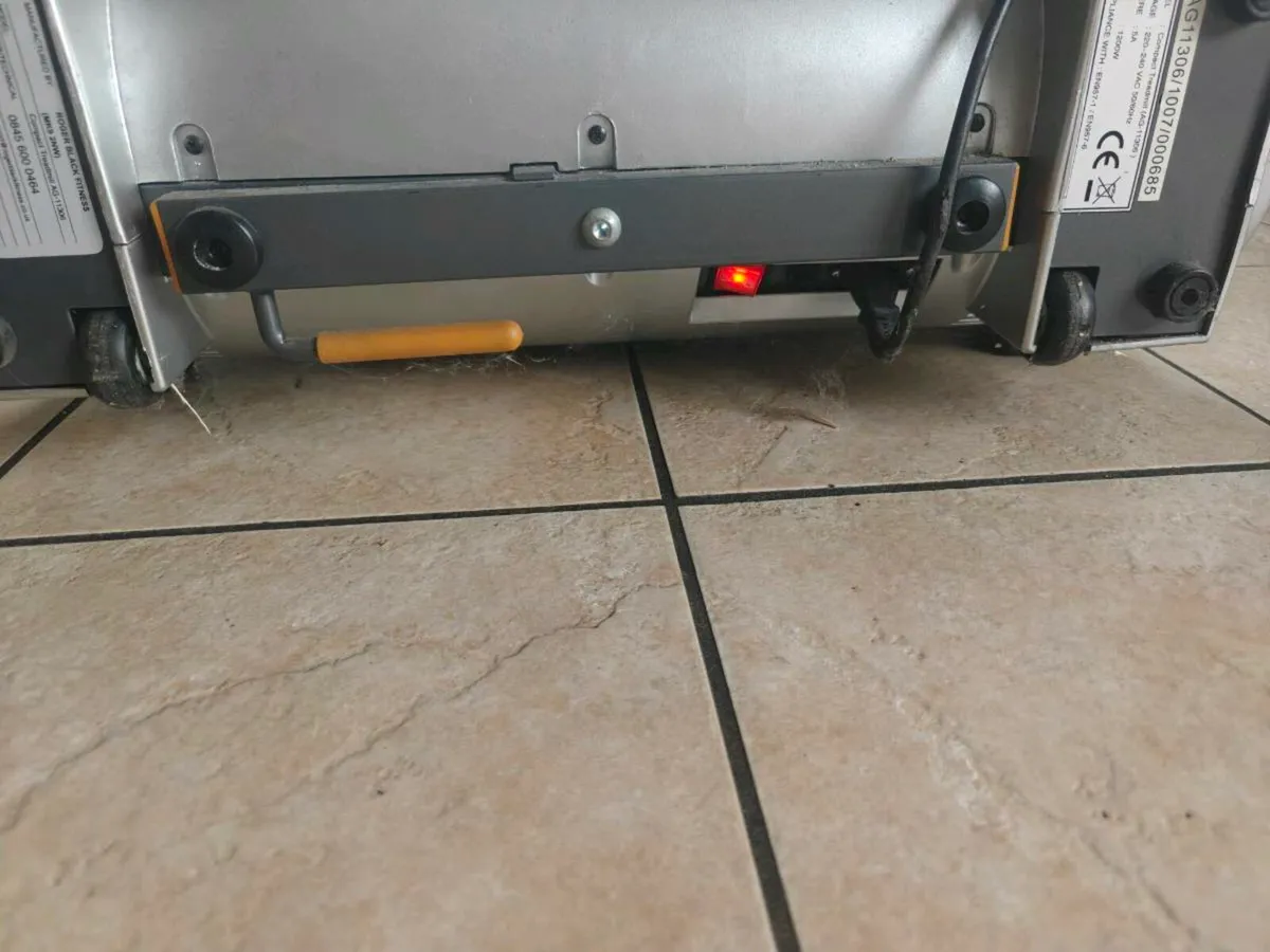 Treadmill - Image 3