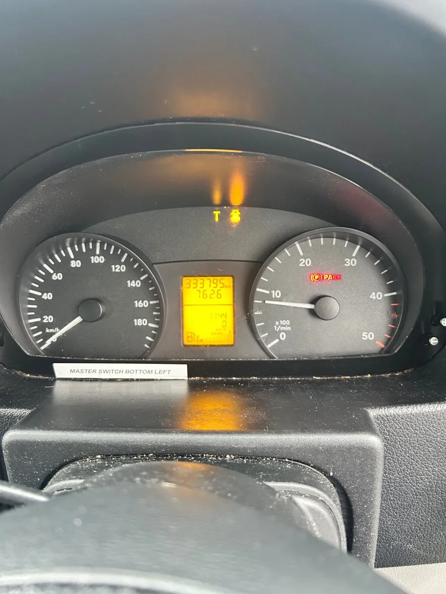 Mercedes-Benz Sprinter 2014 - Image 2