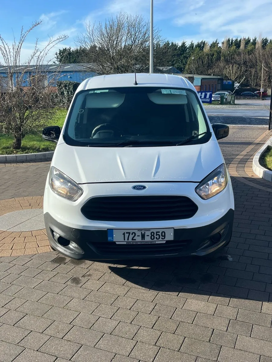 2017 (172) Ford courier *NEW DOE TODAY* - Image 3