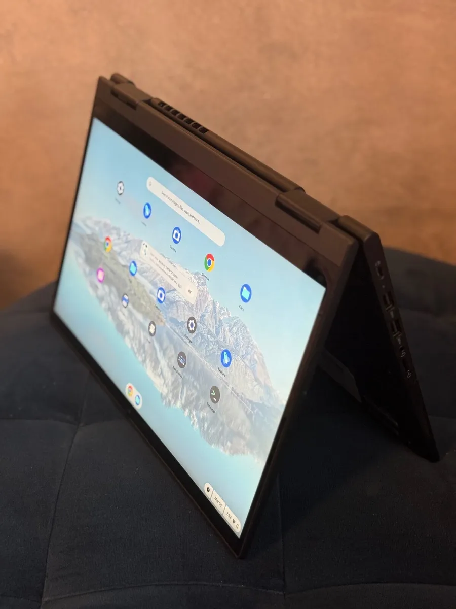 Lenovo Yoga C13 2in1 Chrome Laptop Ryzen5/8GB/128G - Image 2