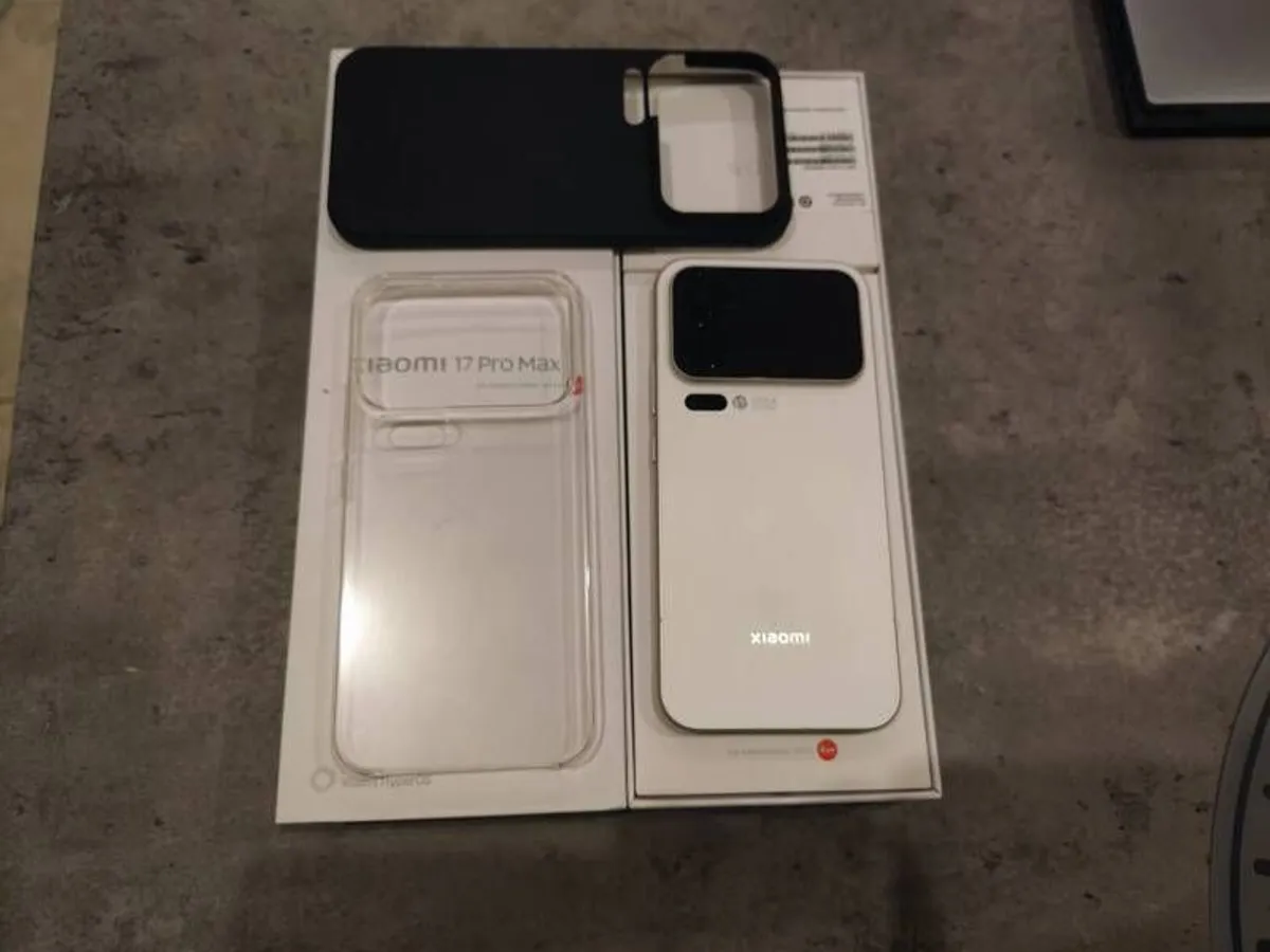 Sell / Swap / Trade-in Xiaomi 17 Pro Max 512gb White boxed as new with 2 cases - Image 3
