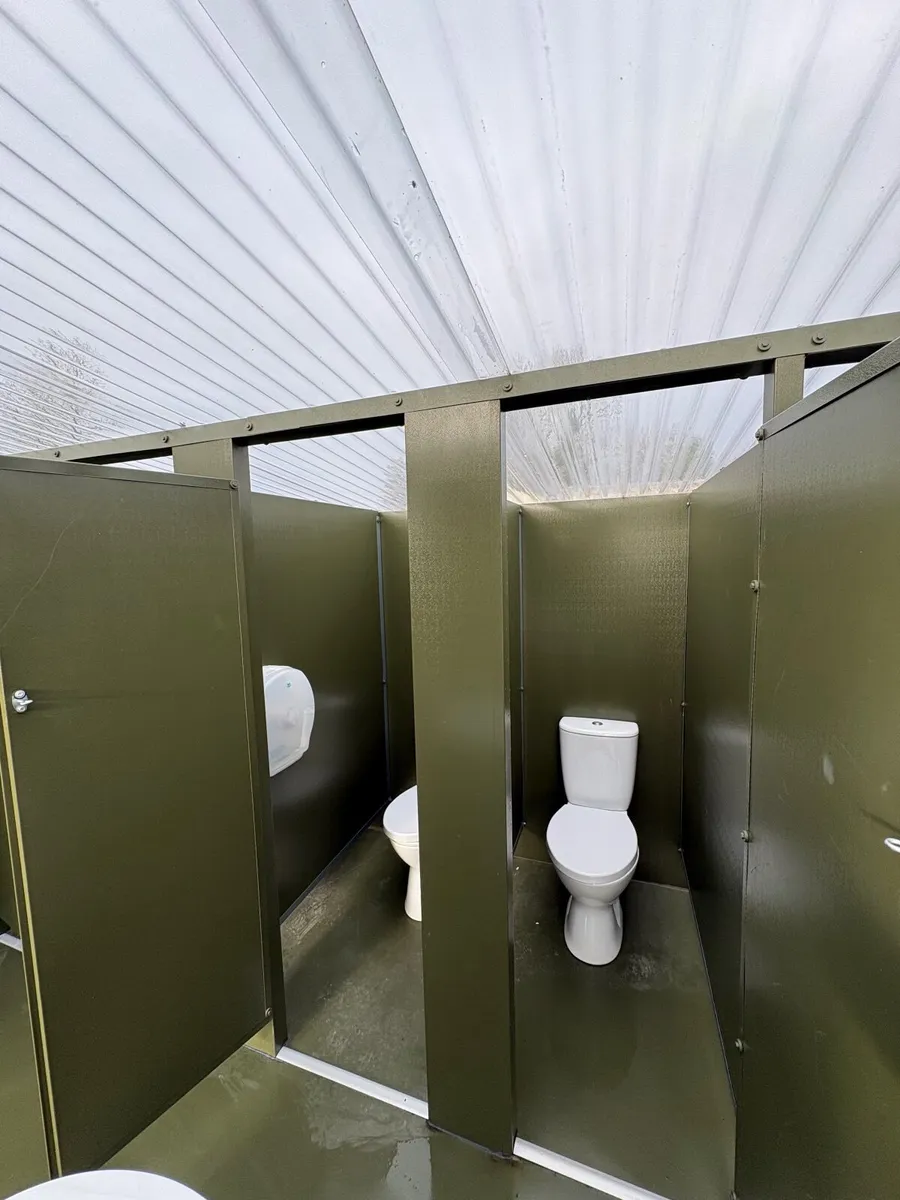 Portable Toilets  x 5 cubicles / 1 wheel chair - Image 4