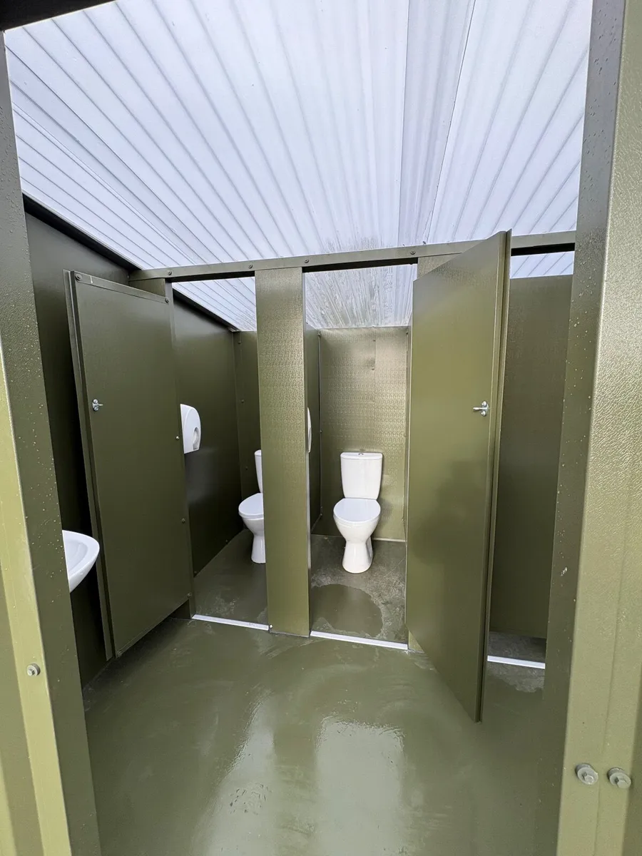 Portable Toilets  x 5 cubicles / 1 wheel chair - Image 3