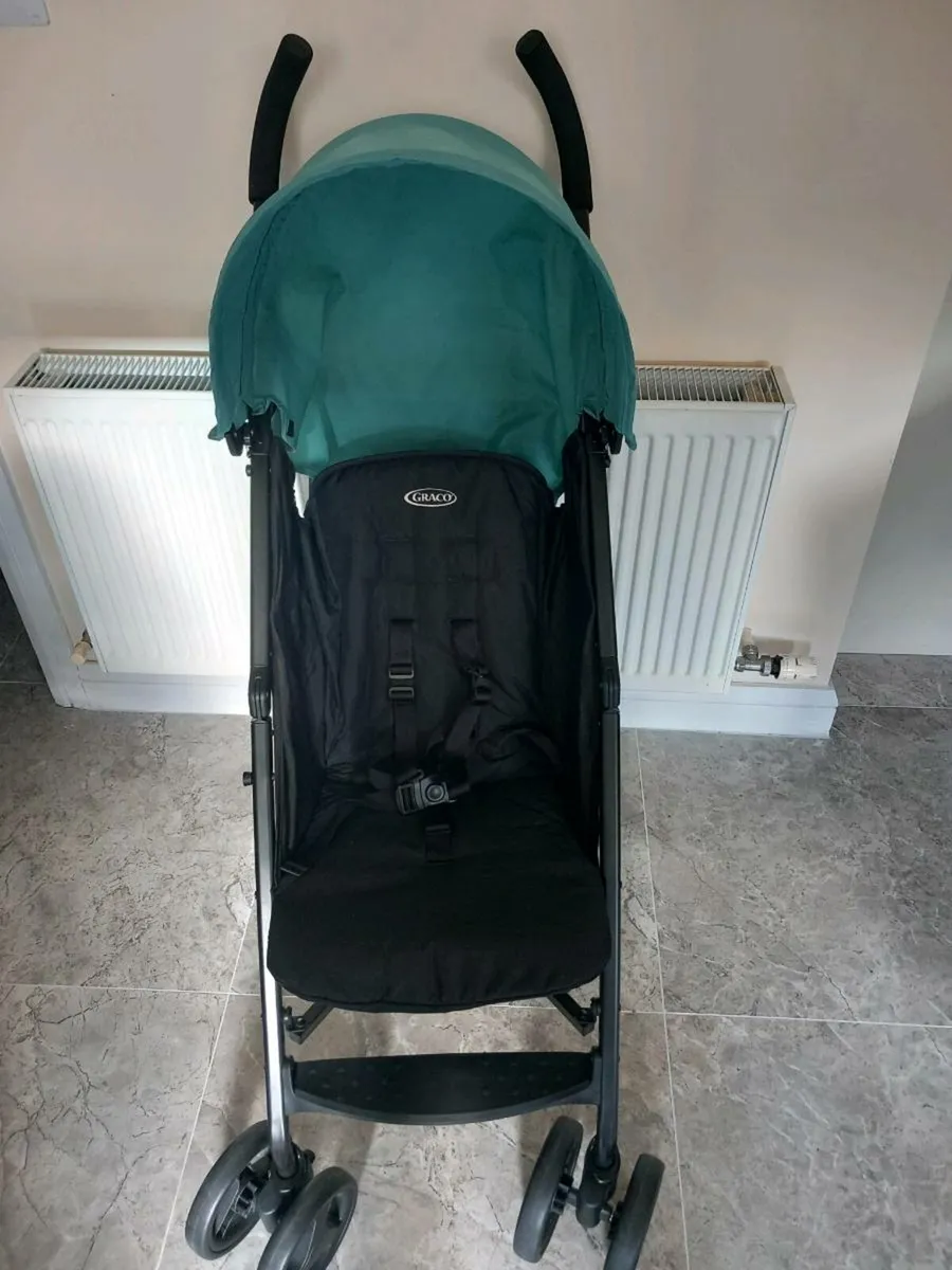 Joie baby's buggy.  No rain covers - Image 3