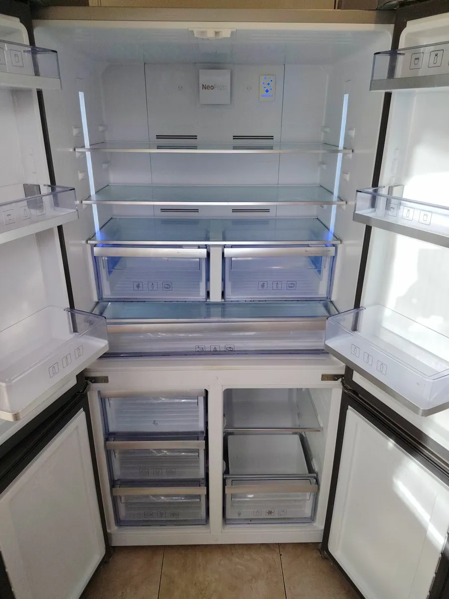 Beko American fridge freezer - Image 2