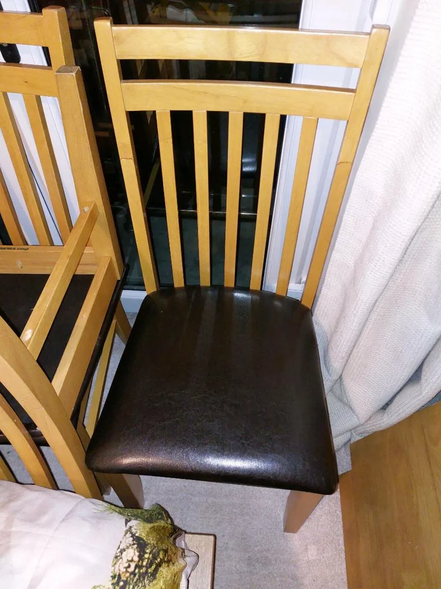 4 Dining chairs - Image 1
