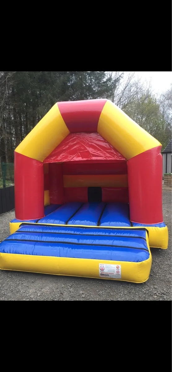 Bouncy Castle Disco - Image 1