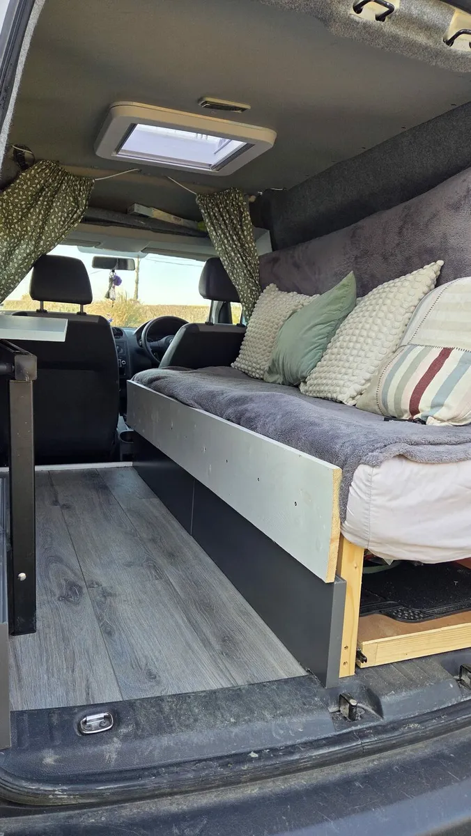 Van Volkswagen Caddy - Image 2