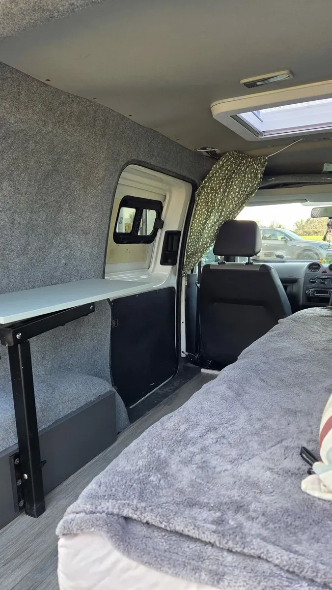 Van Volkswagen Caddy - Image 3