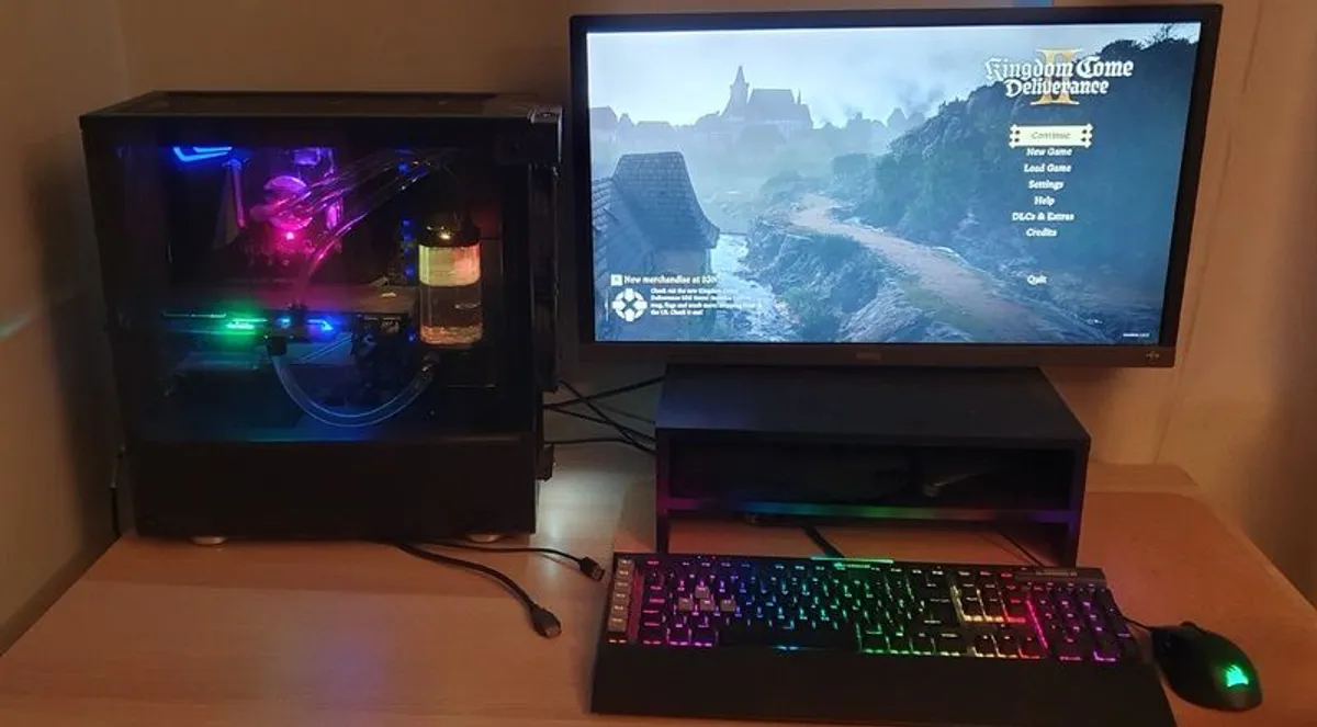 water Cooled Gaming Desktop - Image 2