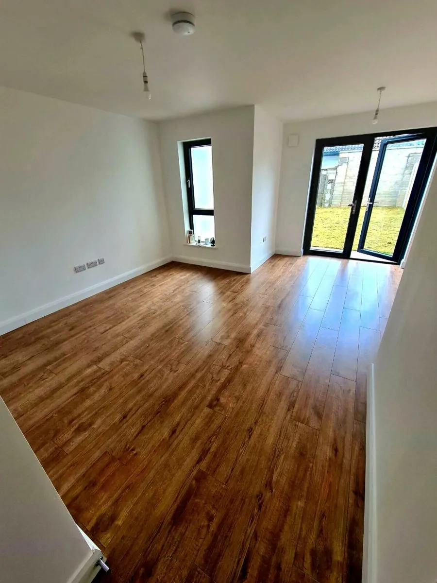 Timber floor fitter - Image 4