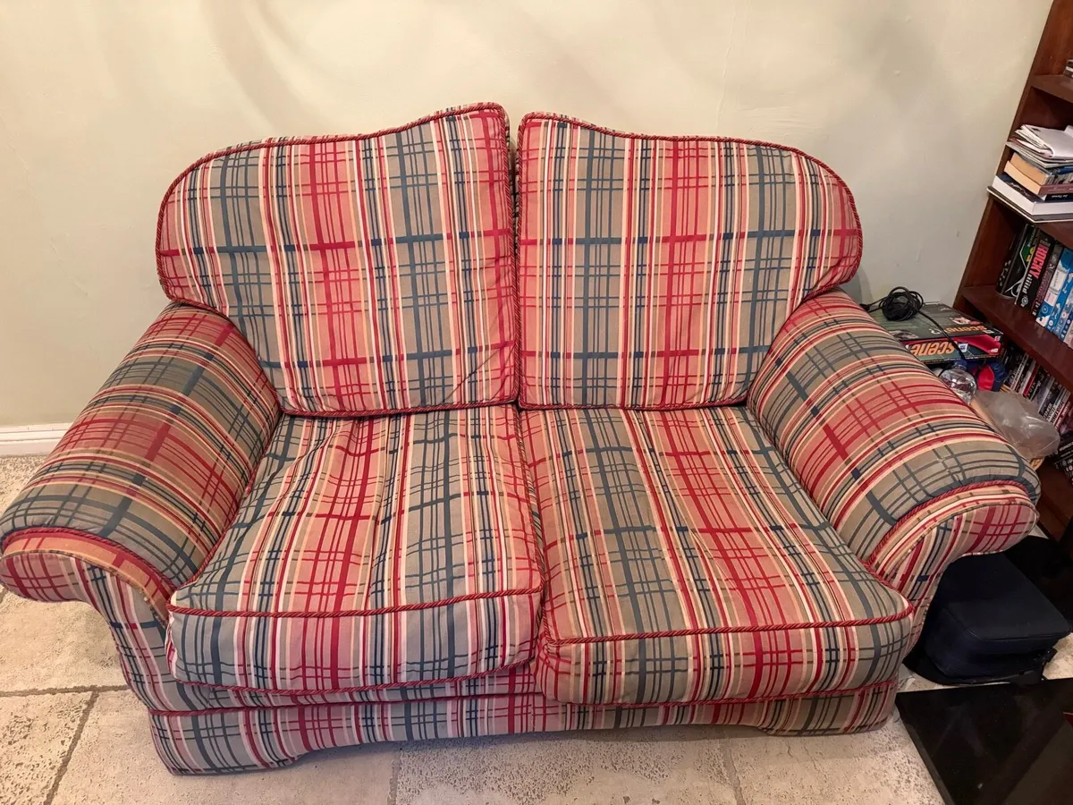 3 seater & 2 seater setee FREE - Image 3