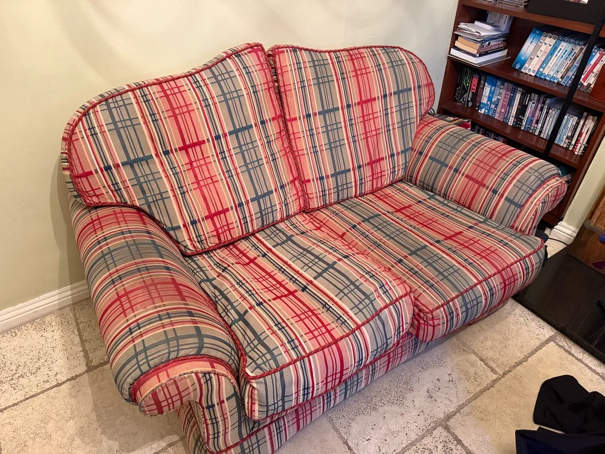 3 seater & 2 seater setee FREE - Image 4