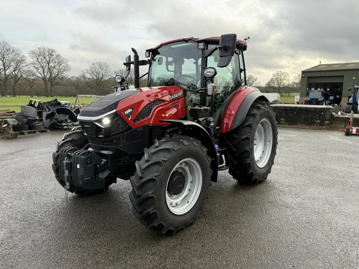 Case IH Farmall 100C - Image 4