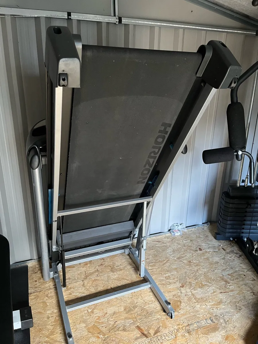 Horizon Adventure 2 treadmill - Image 3